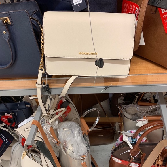 Michael Kors Purse - Picture 2 of 2